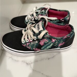 Girls Vans Black and Green Tropical Sneakers size 6.5